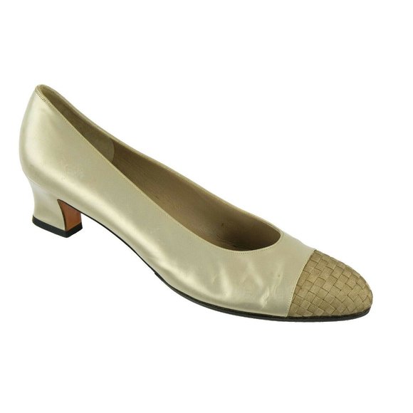 Worn 2X SALVATORE FERRAGAMO 10 AA Silver Gray Lacquered Florence ITALY - Picture 2 of 7